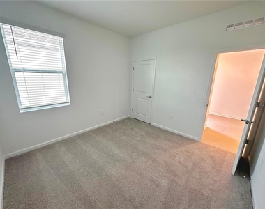 6107 Wellbeing Way - Photo Thumbnail 11