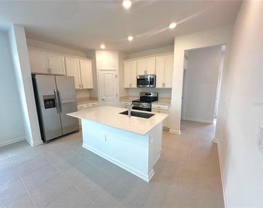 6107 Wellbeing Way - Photo Thumbnail 7
