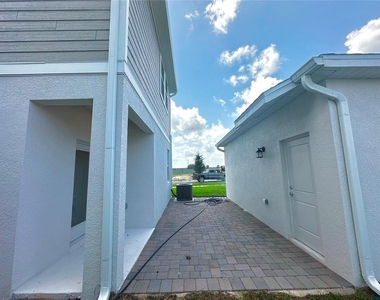 6107 Wellbeing Way - Photo Thumbnail 12