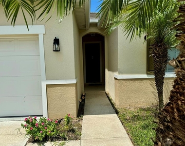 4912 Stone Acres Cir - Photo Thumbnail 3