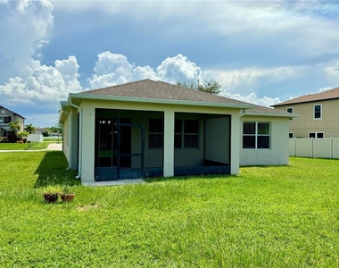 4912 Stone Acres Cir - Photo Thumbnail 23