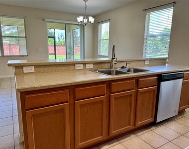 4912 Stone Acres Cir - Photo Thumbnail 8