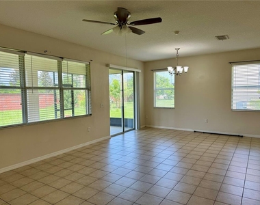 4912 Stone Acres Cir - Photo Thumbnail 4