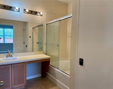 4912 Stone Acres Cir - Photo Thumbnail 10