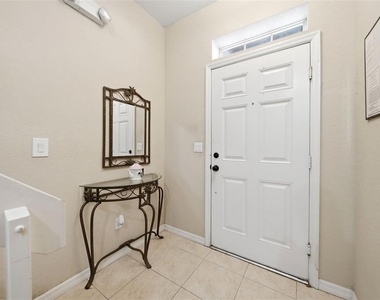 2402 Caravelle Circle - Photo Thumbnail 2