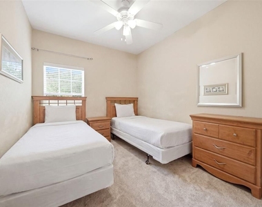 2402 Caravelle Circle - Photo Thumbnail 23