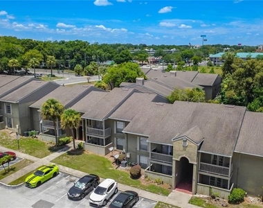 405 Wymore Road - Photo Thumbnail 12