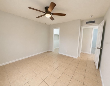 405 Wymore Road - Photo Thumbnail 6