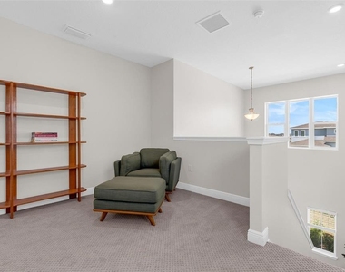2019 Sunshine Peak Drive - Photo Thumbnail 25