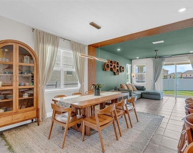 2019 Sunshine Peak Drive - Photo Thumbnail 6