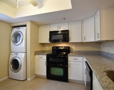 1068 E Michigan Street - Photo Thumbnail 10