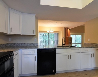 1068 E Michigan Street - Photo Thumbnail 12