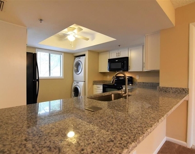 1068 E Michigan Street - Photo Thumbnail 9