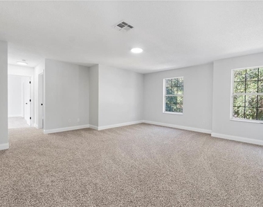 1893 Vale Drive - Photo Thumbnail 13