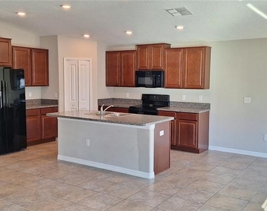39934 Dawson Chase Drive - Photo Thumbnail 17