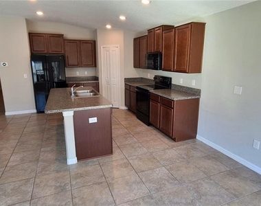 39934 Dawson Chase Drive - Photo Thumbnail 12