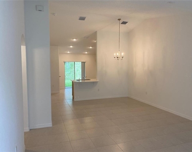 2 Ryapple Lane - Photo Thumbnail 2