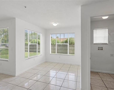 2204 Key West Court - Photo Thumbnail 5