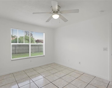 2204 Key West Court - Photo Thumbnail 17