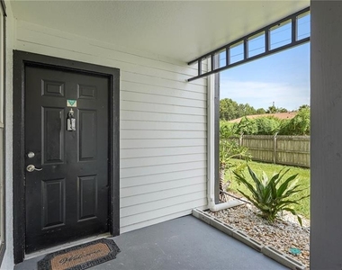 2204 Key West Court - Photo Thumbnail 1