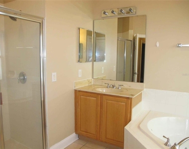 6828 Lucca Street - Photo Thumbnail 14