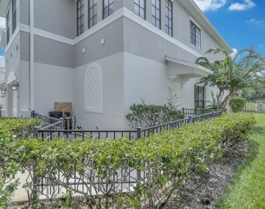 4210 Windsor Lake Circle - Photo Thumbnail 1