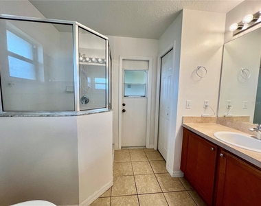 2637 Shelby Ruth Place - Photo Thumbnail 14