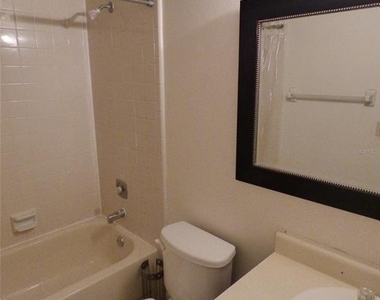 12125 Napiers Circle - Photo Thumbnail 7