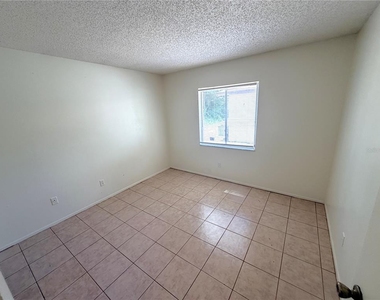 3102 Split Willow Dr - Photo Thumbnail 7