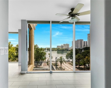 151 E Washington Street - Photo Thumbnail 5