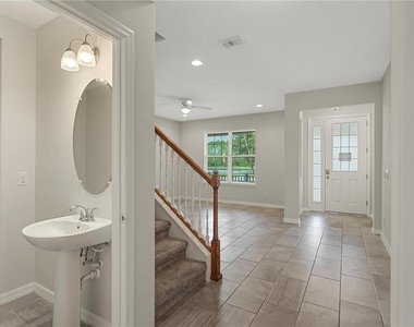 8744 Dufferin Lane - Photo Thumbnail 6