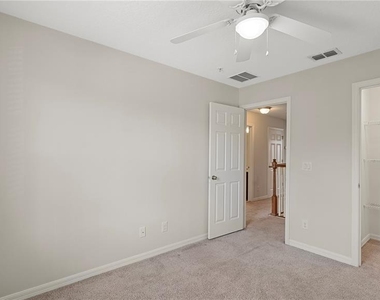 8744 Dufferin Lane - Photo Thumbnail 17