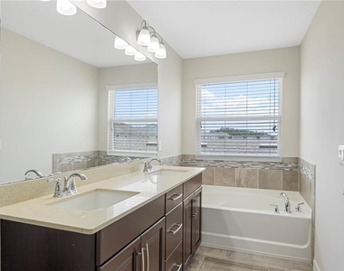 8744 Dufferin Lane - Photo Thumbnail 24