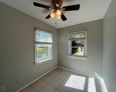 127 1/2 W Palmetto Avenue - Photo Thumbnail 9