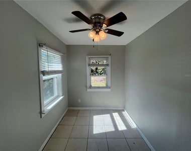 127 1/2 W Palmetto Avenue - Photo Thumbnail 10