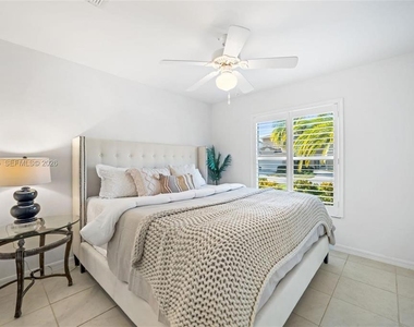 21489 Sheridan Run - Photo Thumbnail 36