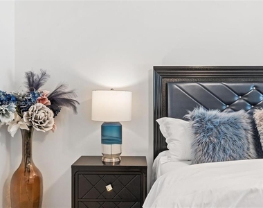 21489 Sheridan Run - Photo Thumbnail 52