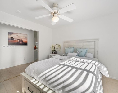 21489 Sheridan Run - Photo Thumbnail 47