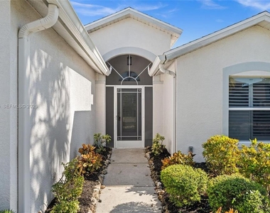 21489 Sheridan Run - Photo Thumbnail 3