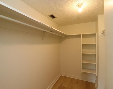 618 Orange Drive - Photo Thumbnail 11
