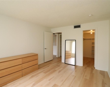 618 Orange Drive - Photo Thumbnail 9