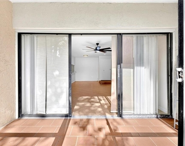 3272 S Semoran Boulevard - Photo Thumbnail 18