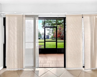3272 S Semoran Boulevard - Photo Thumbnail 17