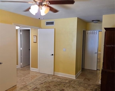 266 Orienta Point Street - Photo Thumbnail 12