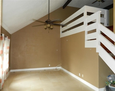 266 Orienta Point Street - Photo Thumbnail 5