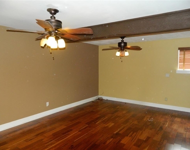 266 Orienta Point Street - Photo Thumbnail 23