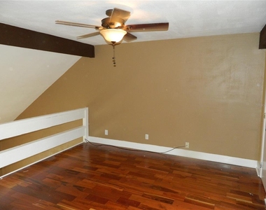 266 Orienta Point Street - Photo Thumbnail 20