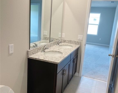 3157 Bella Vista Drive - Photo Thumbnail 5