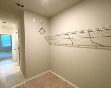 3157 Bella Vista Drive - Photo Thumbnail 28