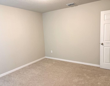 3157 Bella Vista Drive - Photo Thumbnail 13